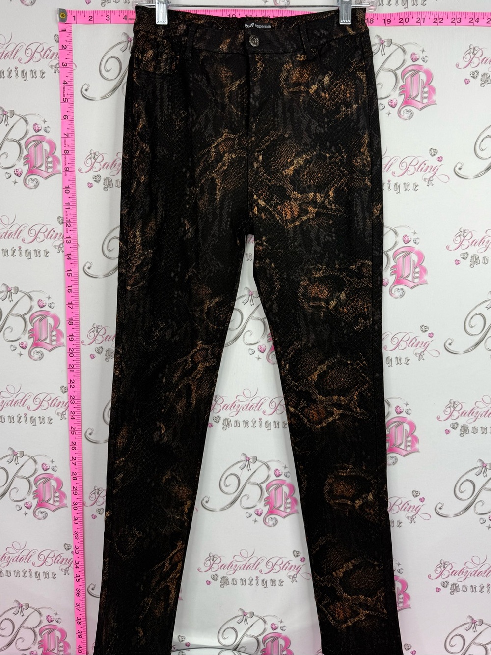 APPERLOTH pants Skinny Snake-Print Jeans in Black & Brown